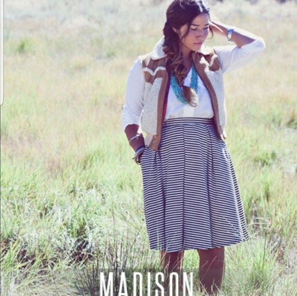 LuLaRoe Madison - Picture 9 of 12